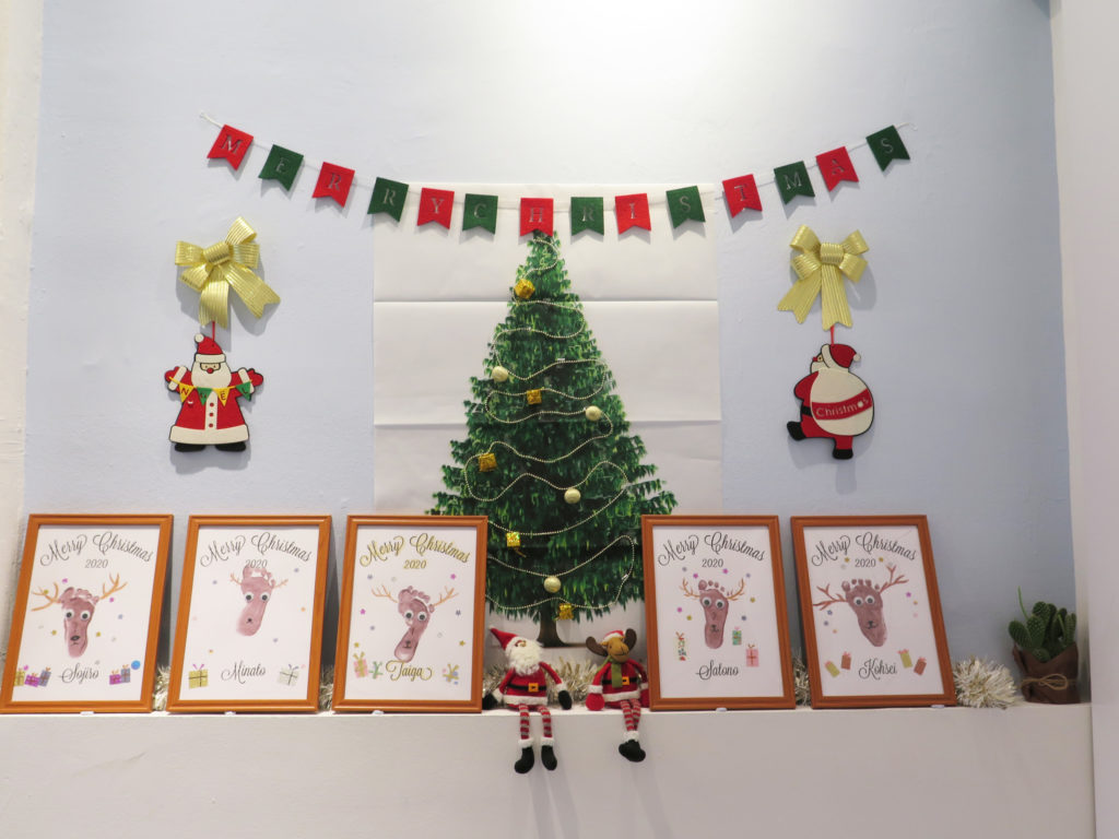 親子クラス Vol 8 クリスマス手形アート シンガポール 0 3歳向け