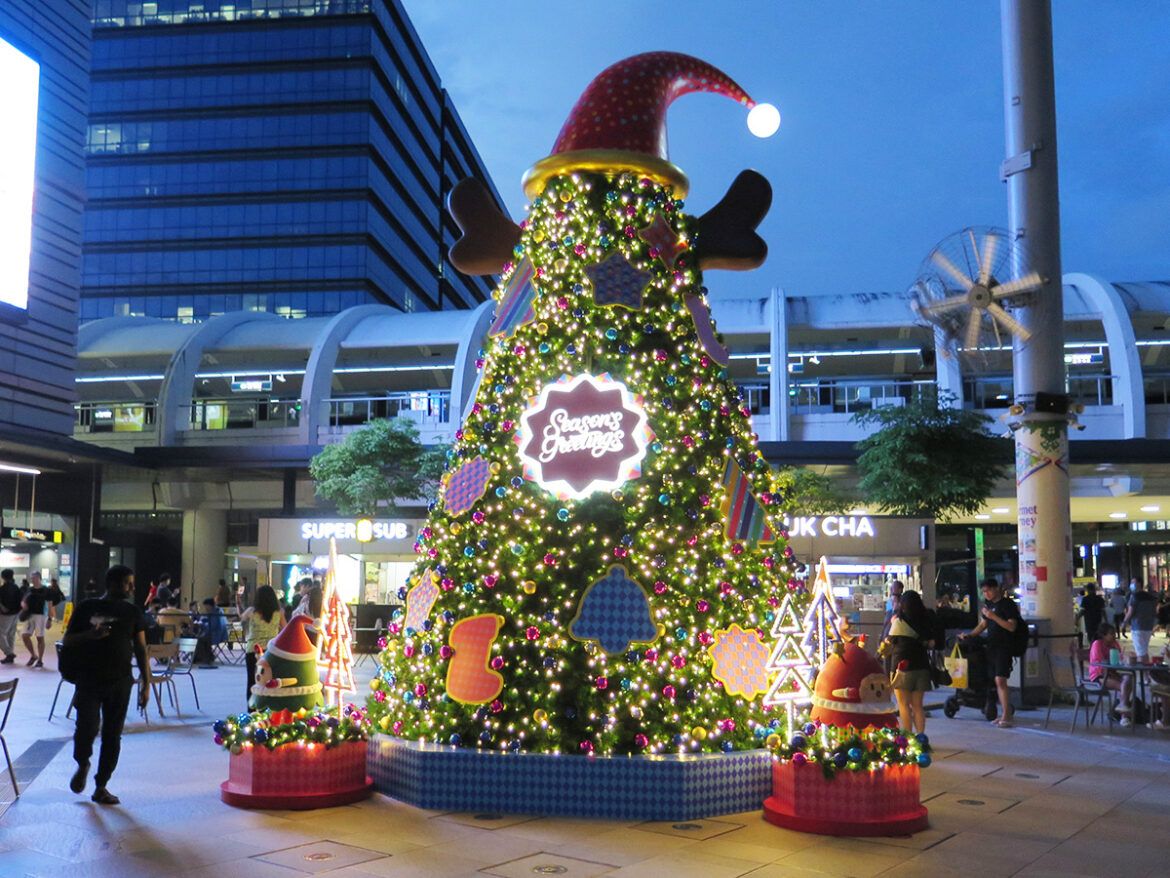 クリスマスツリー　シンガポール　クリスマス　夜景　デコレーション　観光名所　旅行