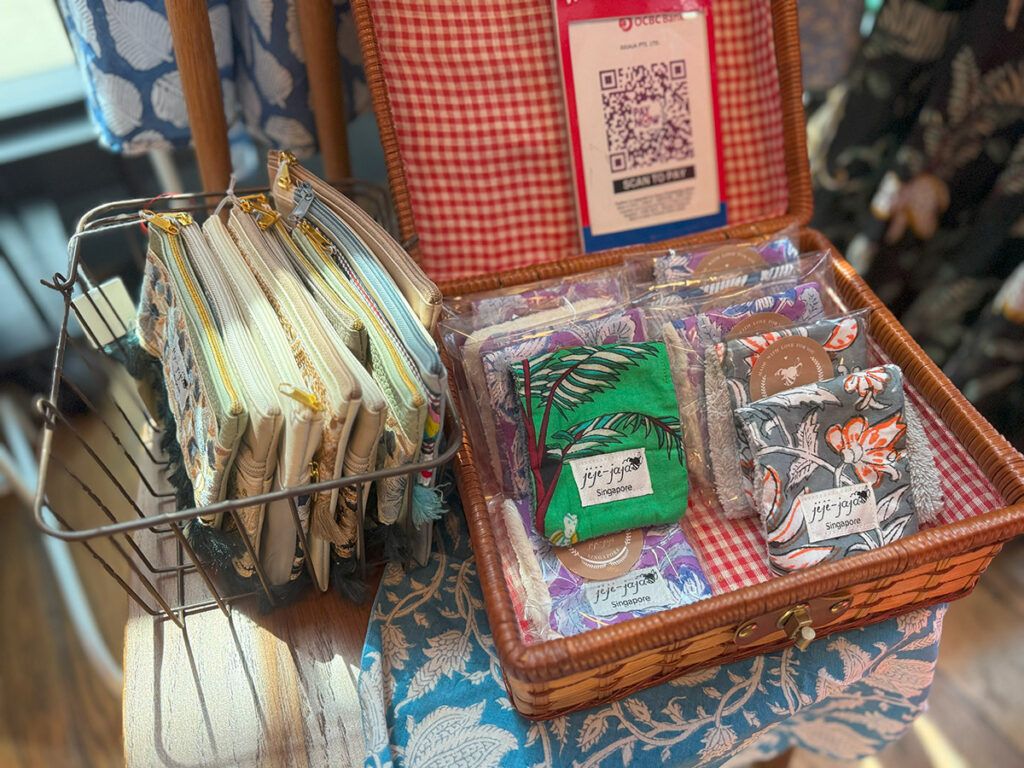 じじじゃじゃ, jijijaja, シンガポール