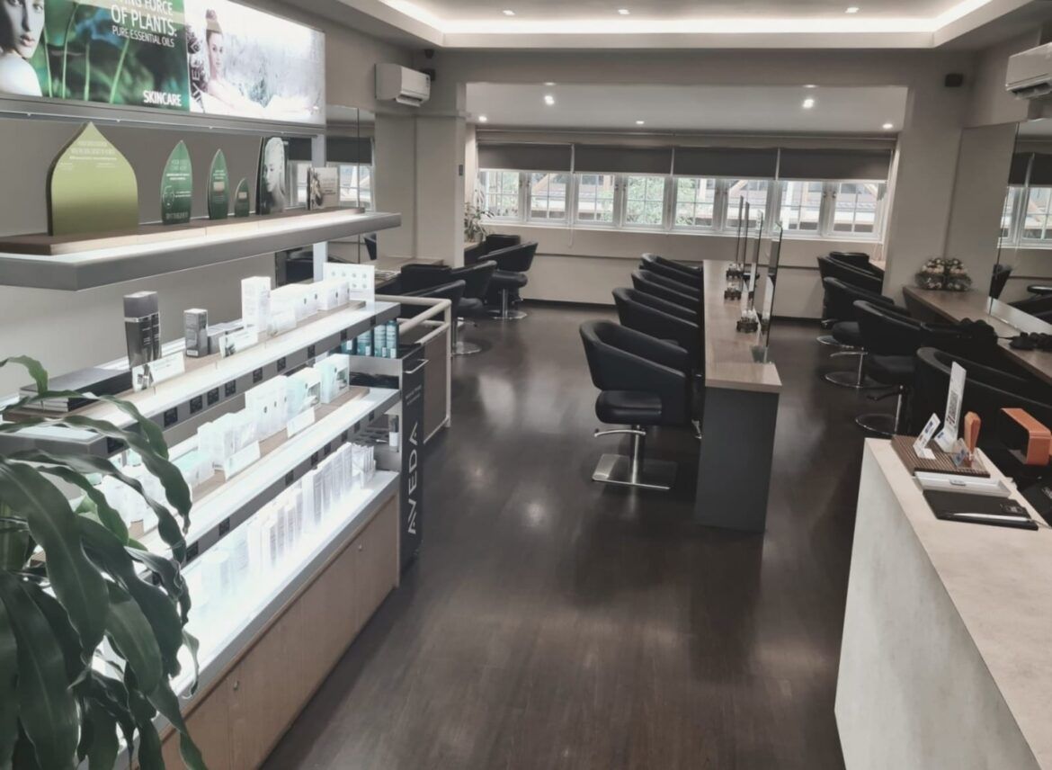 VOX _FINAL 2025 store Vox Studio Aveda ヘアサロン シンガポール