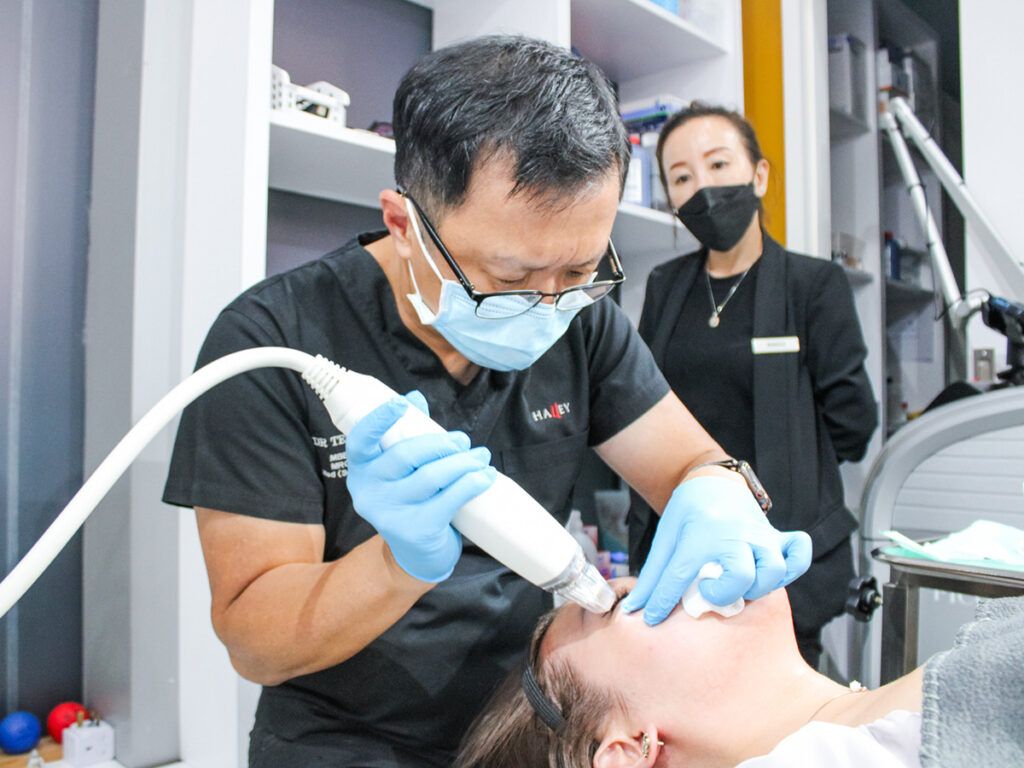 Texture Refinement, Pores, and Acne Scarring 肌質改善・毛穴・ニキビ跡・凹凸質感 Potenza RF Microneedling